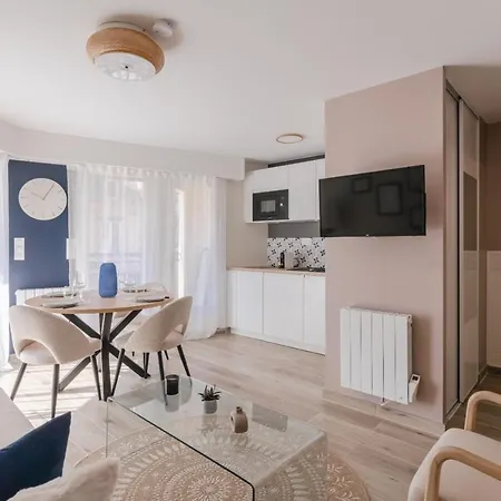 Modern Apartment With Parking Place Morny Deauville Buitenkant foto