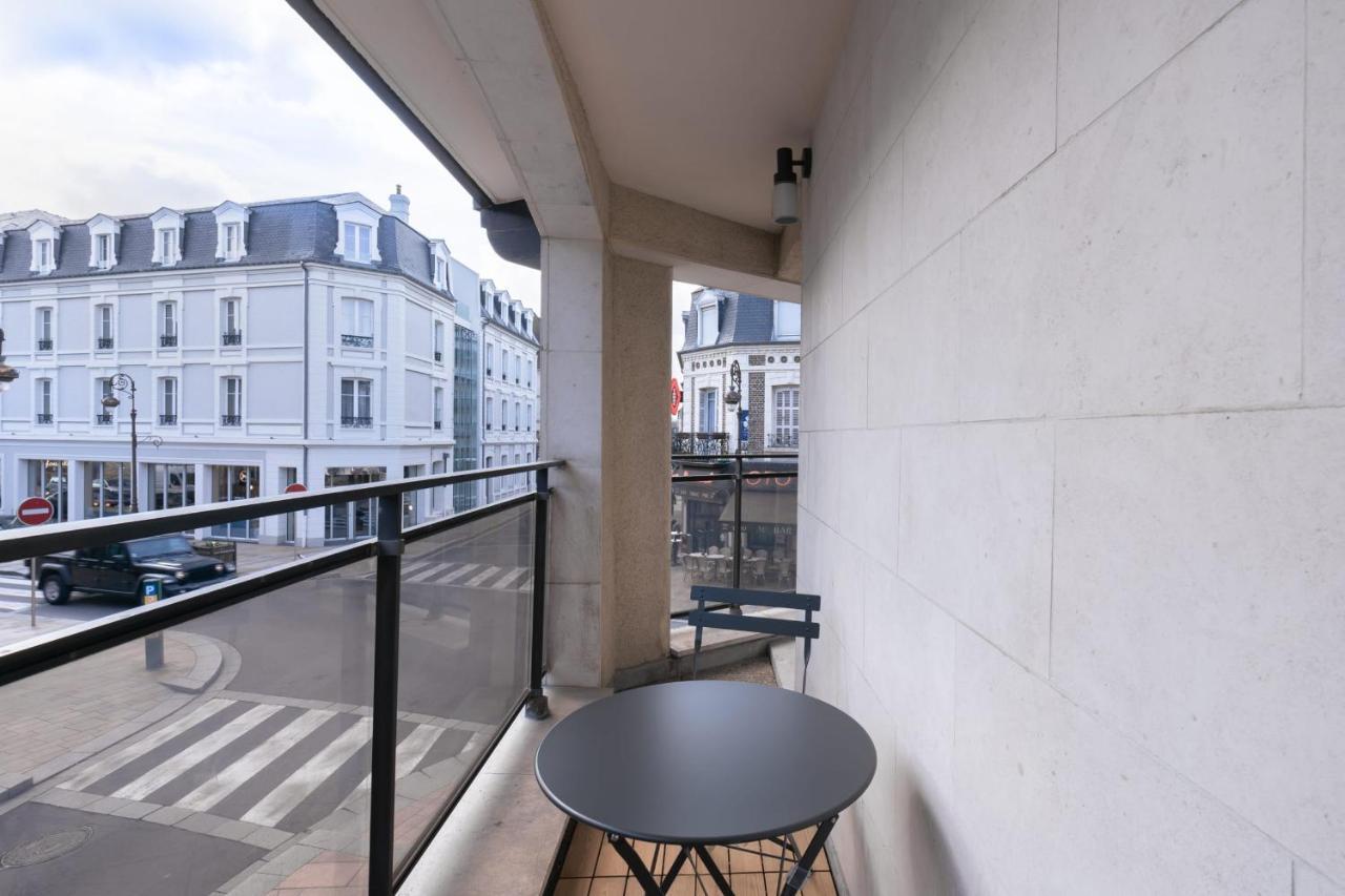 Modern With Parking Place Morny *